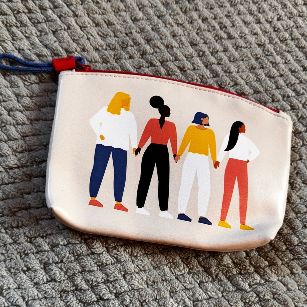 NEW Ipsy Celebrate Women Small Cosmetic Bag